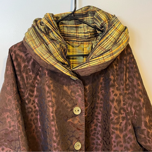 Reversible jacket - Picture 6 of 9